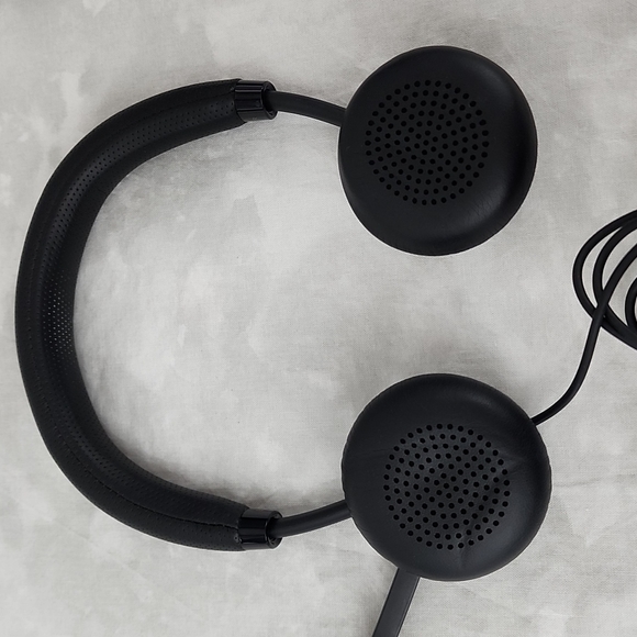 Plantronics Dual-ear USB Wired Headset for PC - C520-M - Picture 7 of 10